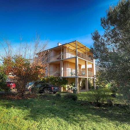 Condrieu Comme A La Maison Exterior photo
